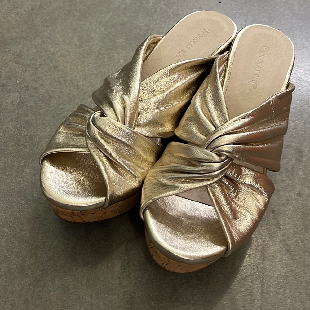 Brand New, never been worn Wiley shoe in light gold leather with cork wedge.